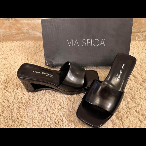 Italian Via Spiga Heeled Slides - Picture 2 of 5